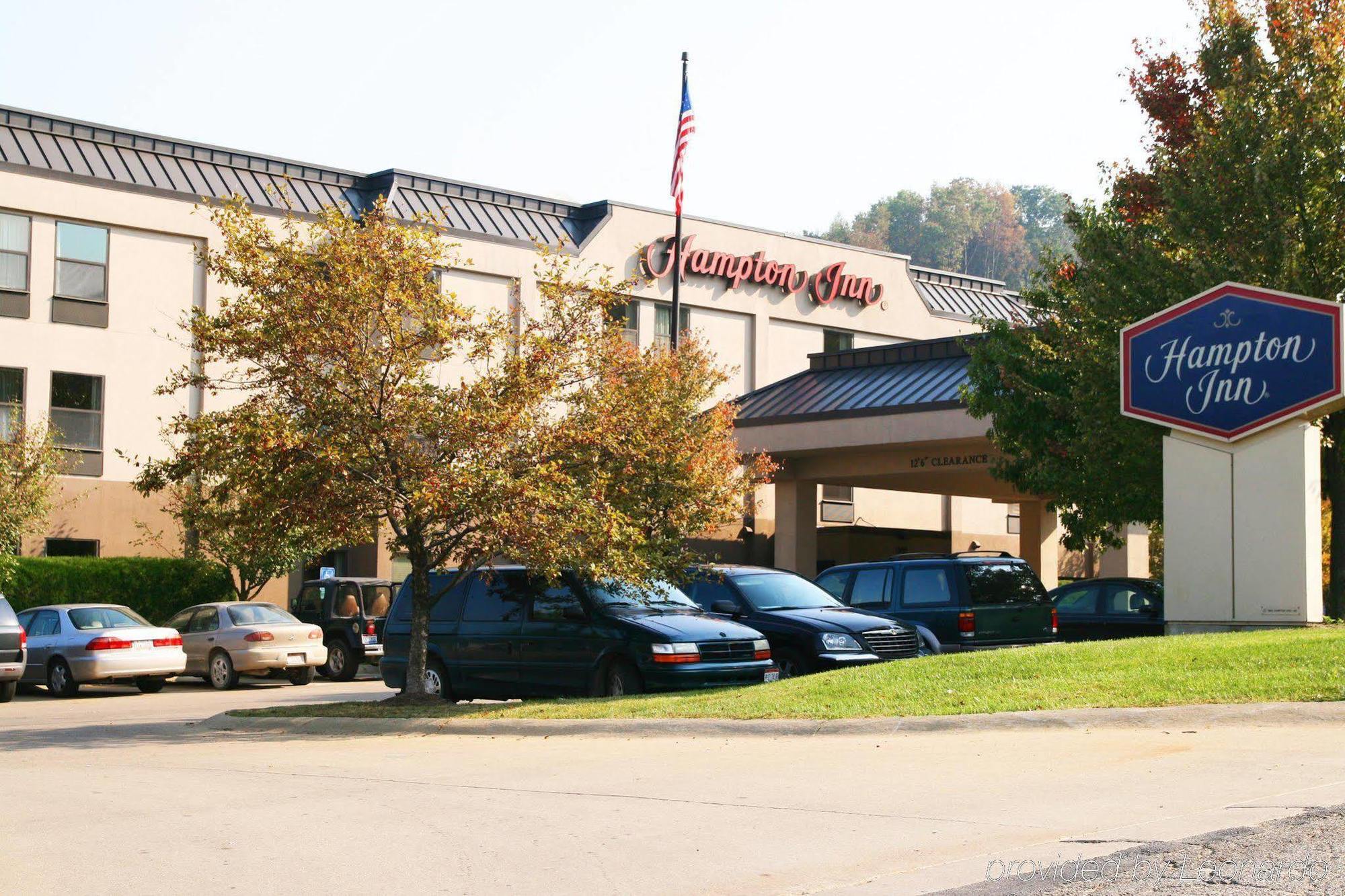 Hampton Inn Zanesville Exteriör bild