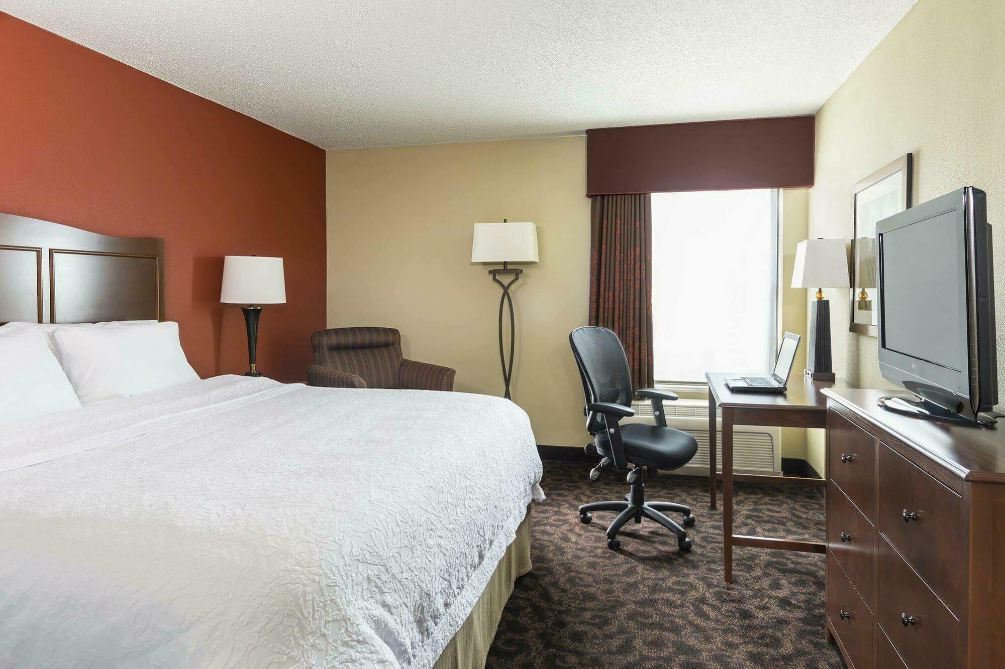 Hampton Inn Zanesville Exteriör bild